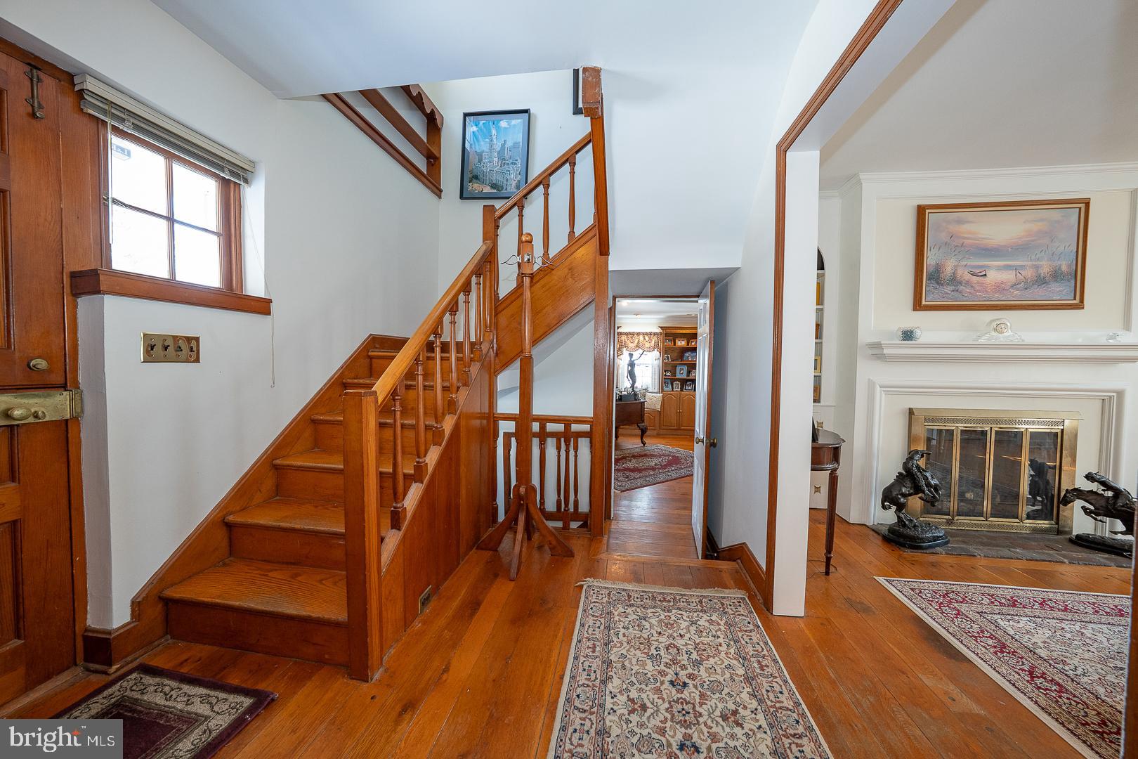 ROSELAWN ISLAND ES - Residential