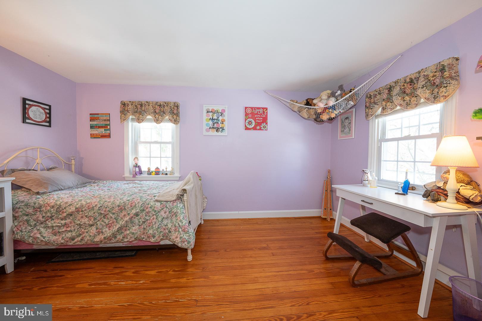 ROSELAWN ISLAND ES - Residential