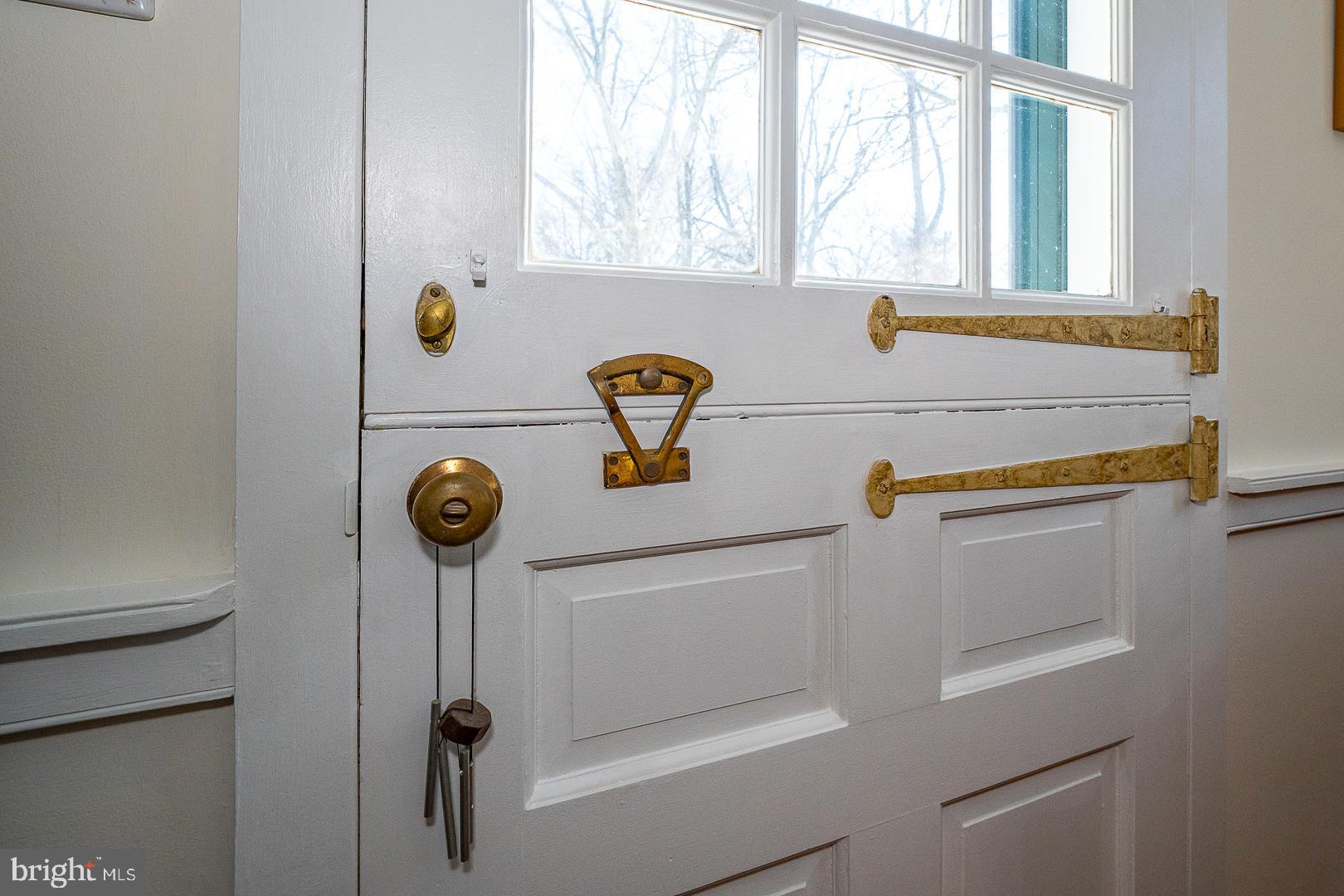 ROSELAWN ISLAND ES - Residential