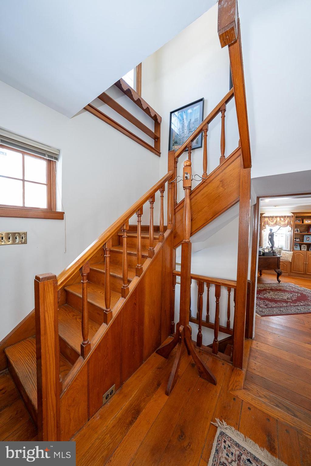 ROSELAWN ISLAND ES - Residential