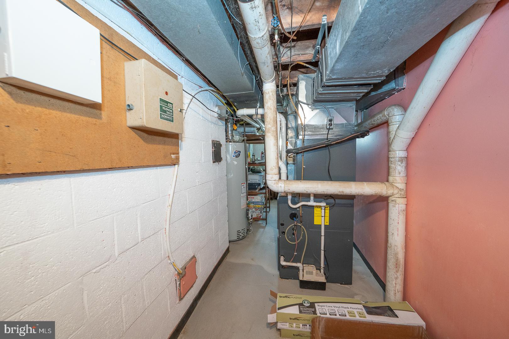 ROSELAWN ISLAND ES - Residential