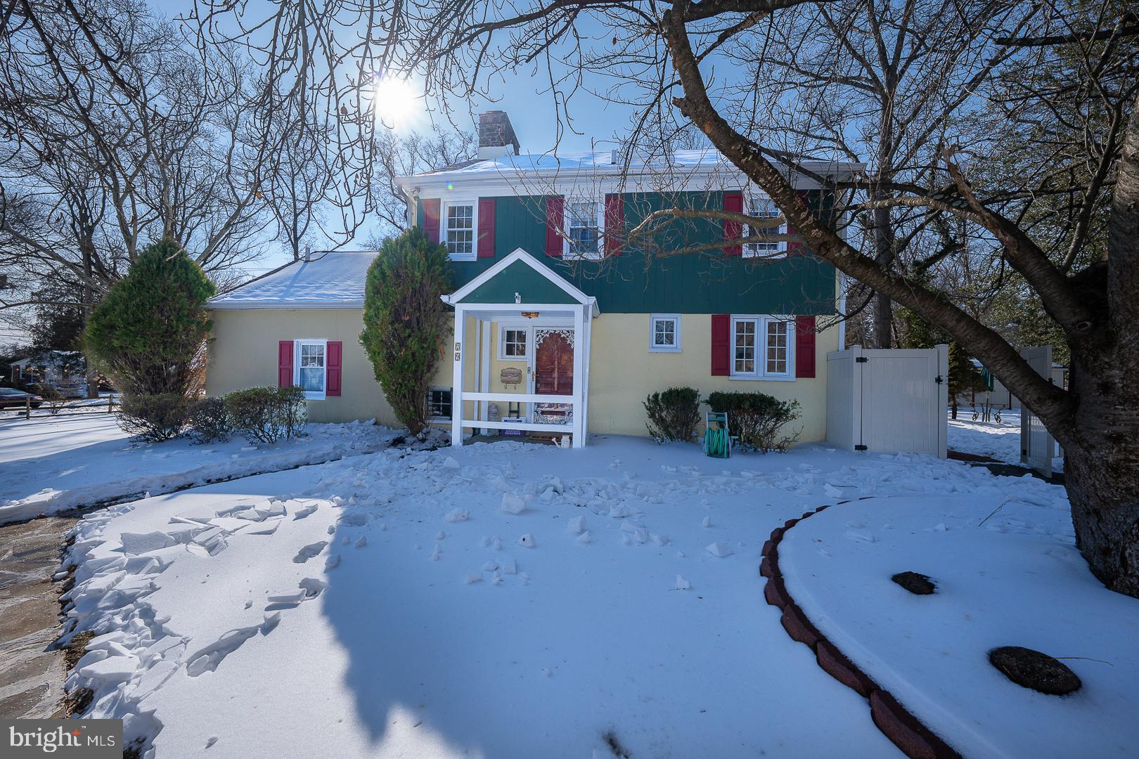 ROSELAWN ISLAND ES - Residential