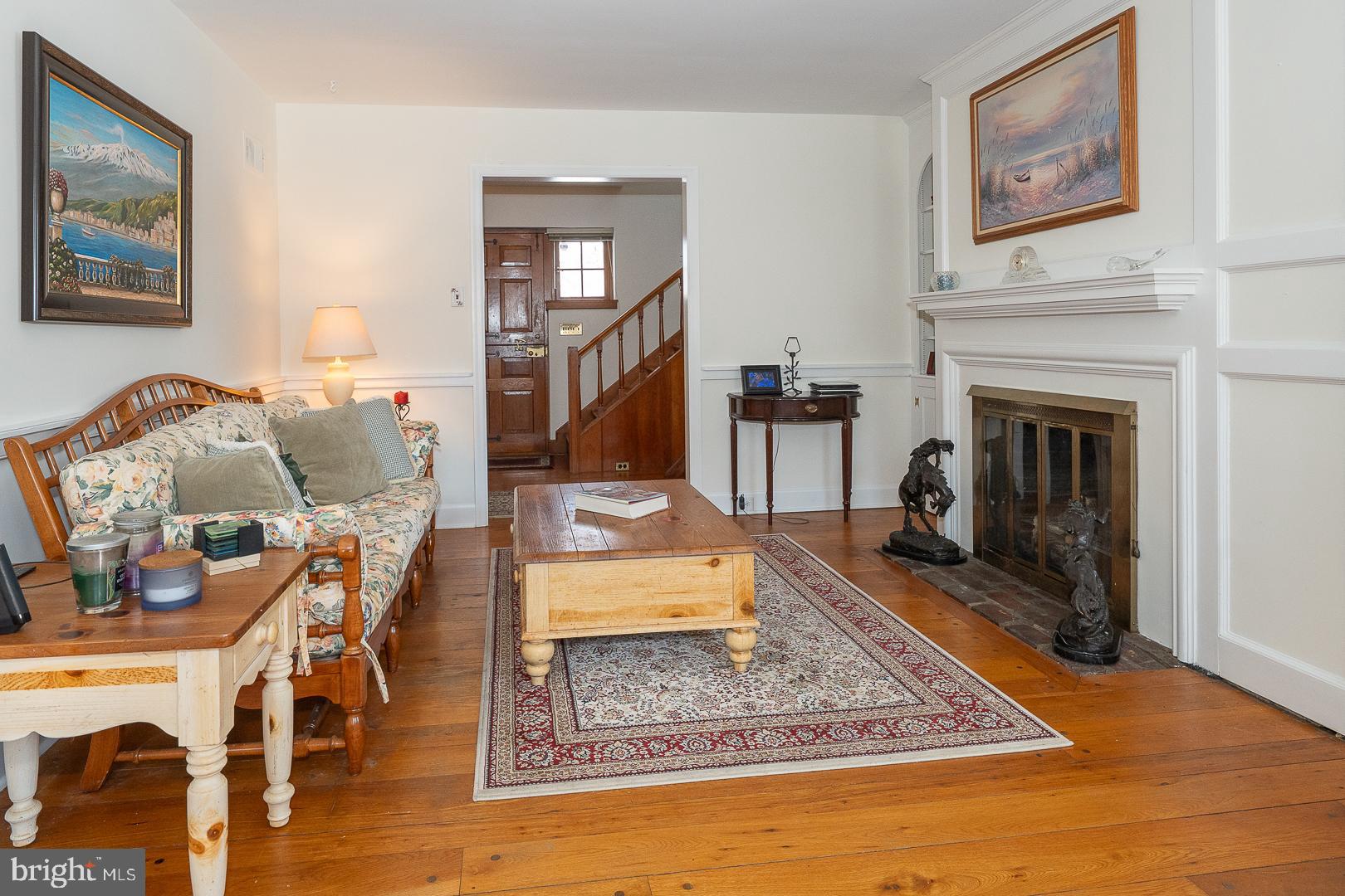 ROSELAWN ISLAND ES - Residential