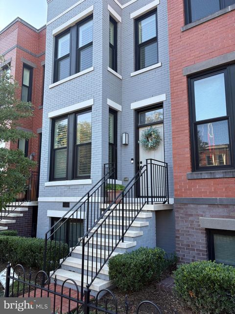 1309 D STREET SE WASHINGTON DC 20003