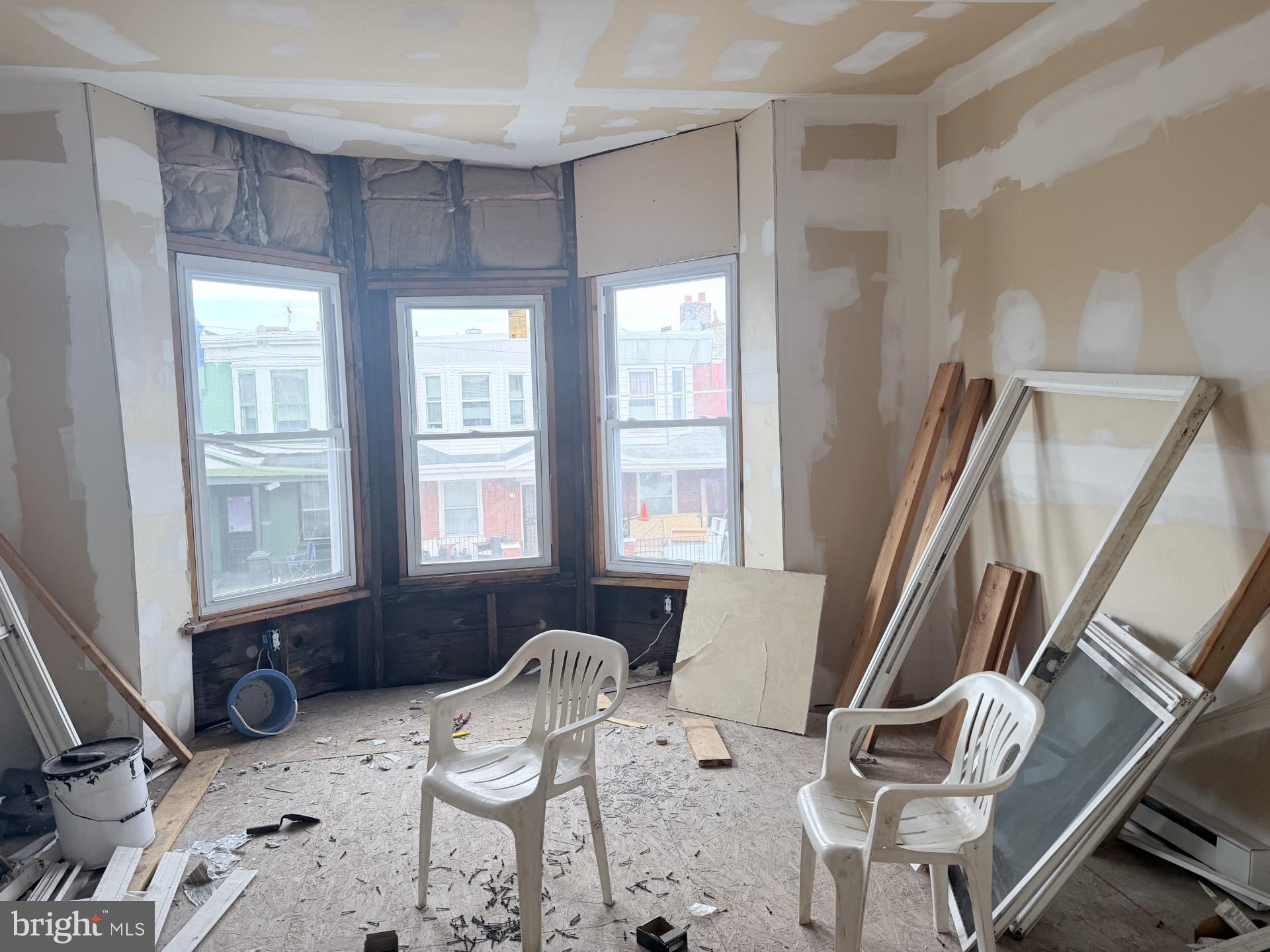 5738 DELANCEY STREET