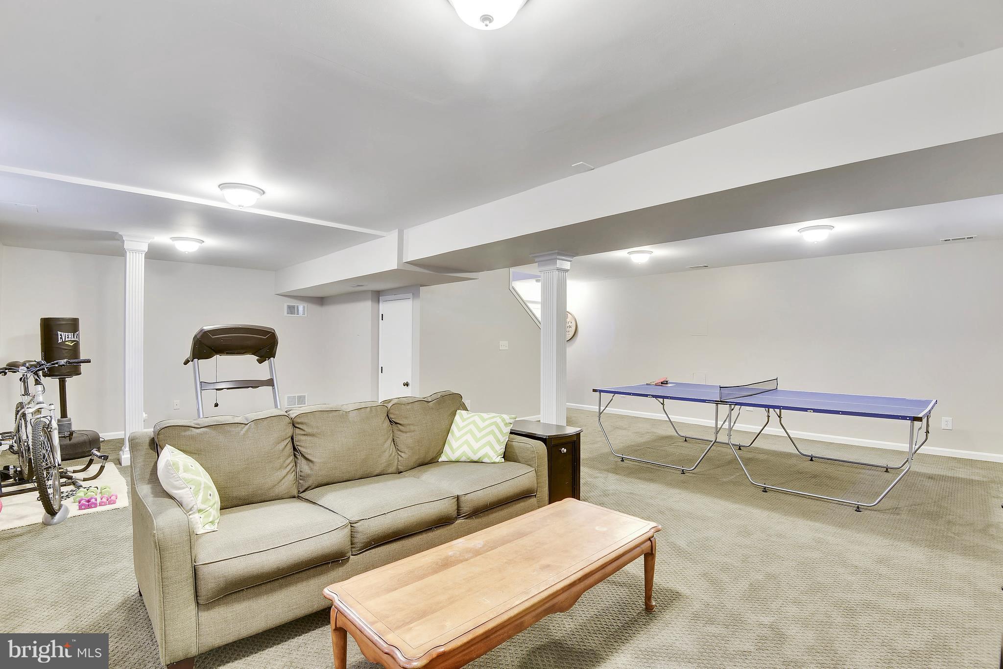 MONTCLAIR - Residential