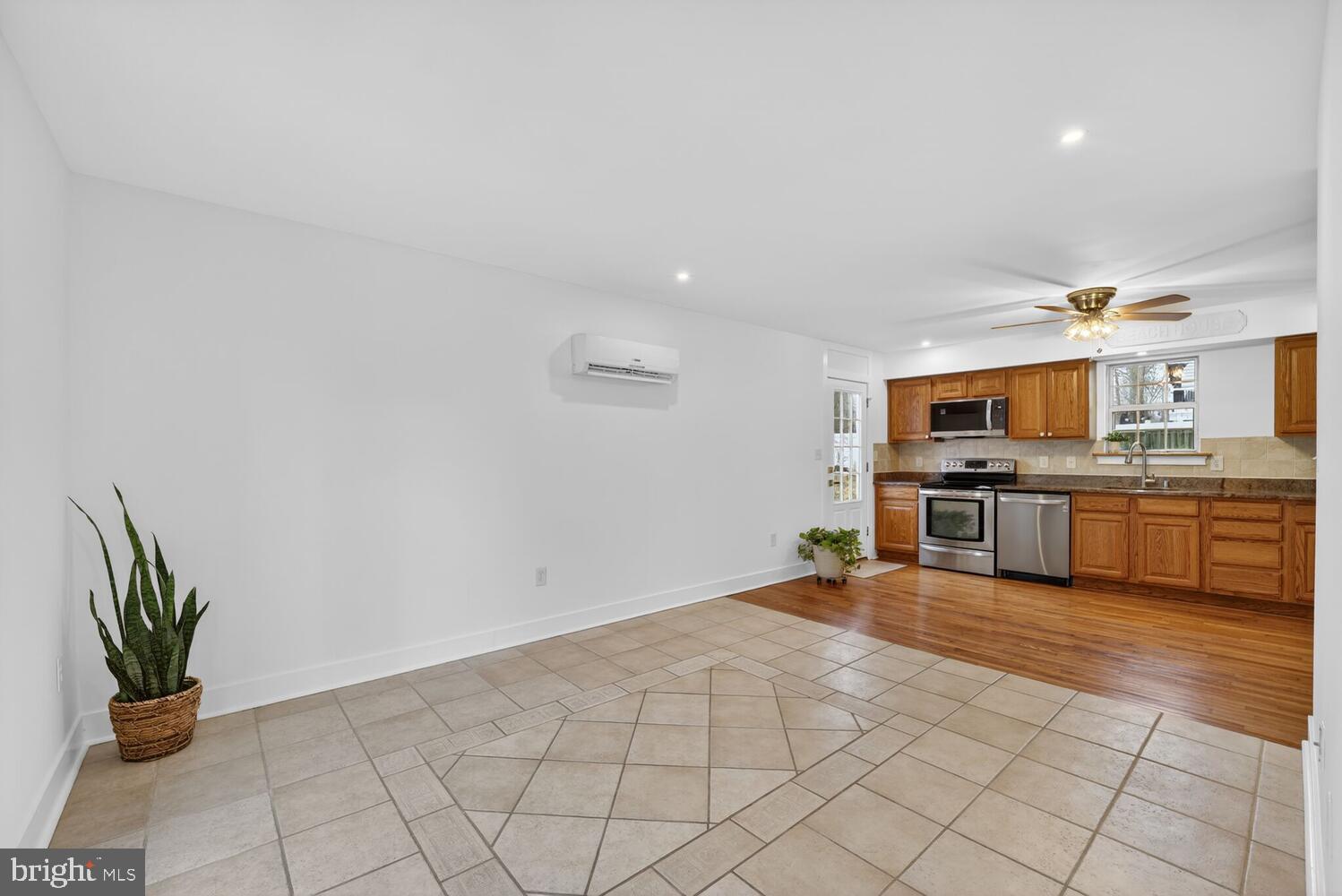 NORTH CHESAPEAKE BEACH - Residential