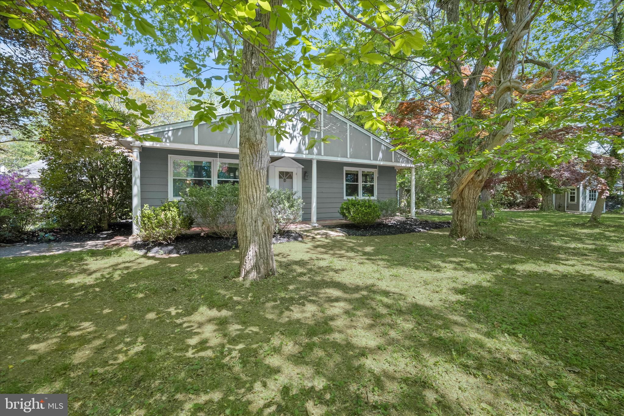 PLEASANT PLAINS - Residential