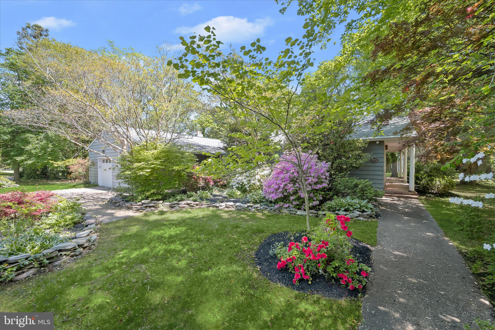 PLEASANT PLAINS - Residential