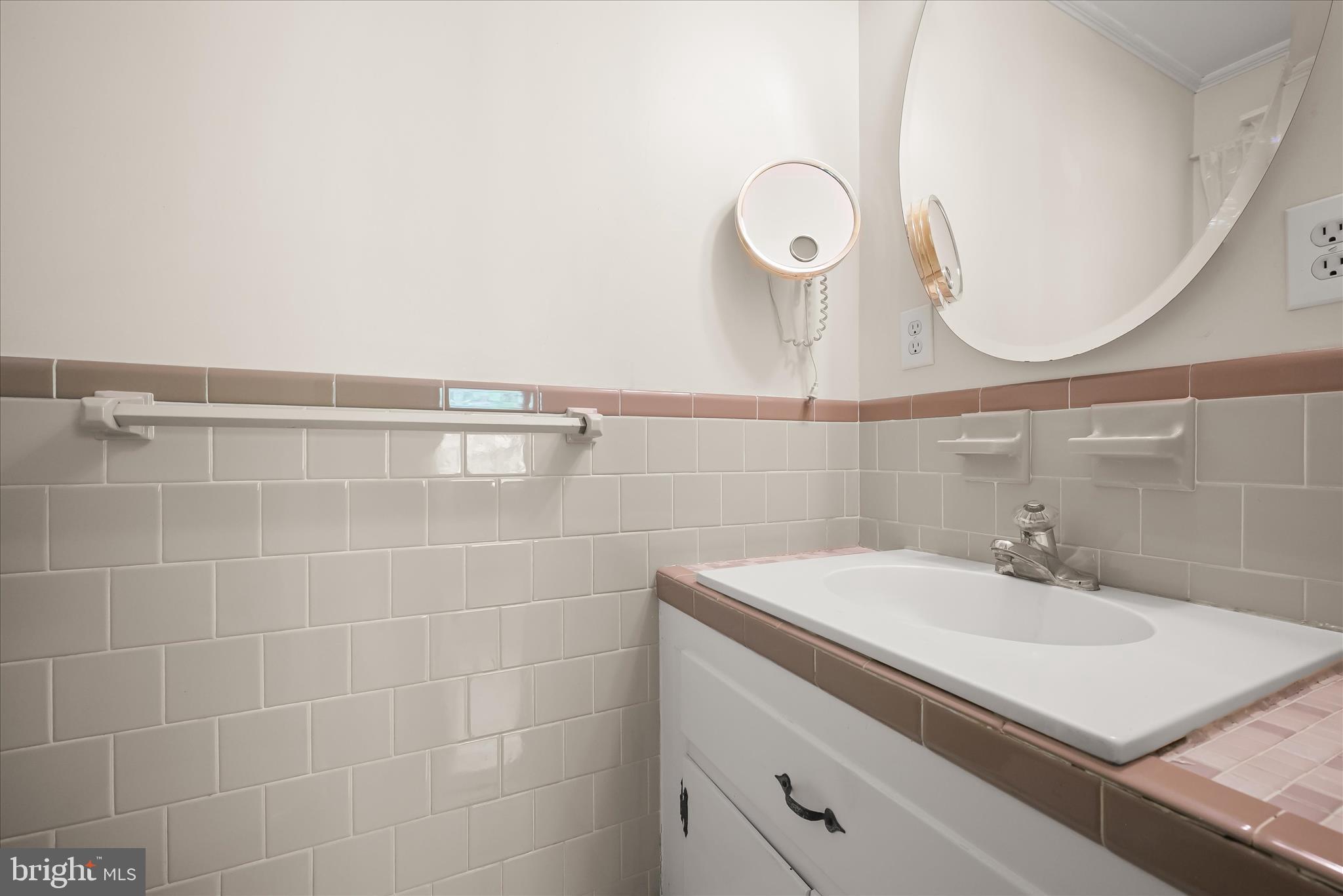 PLEASANT PLAINS - Residential