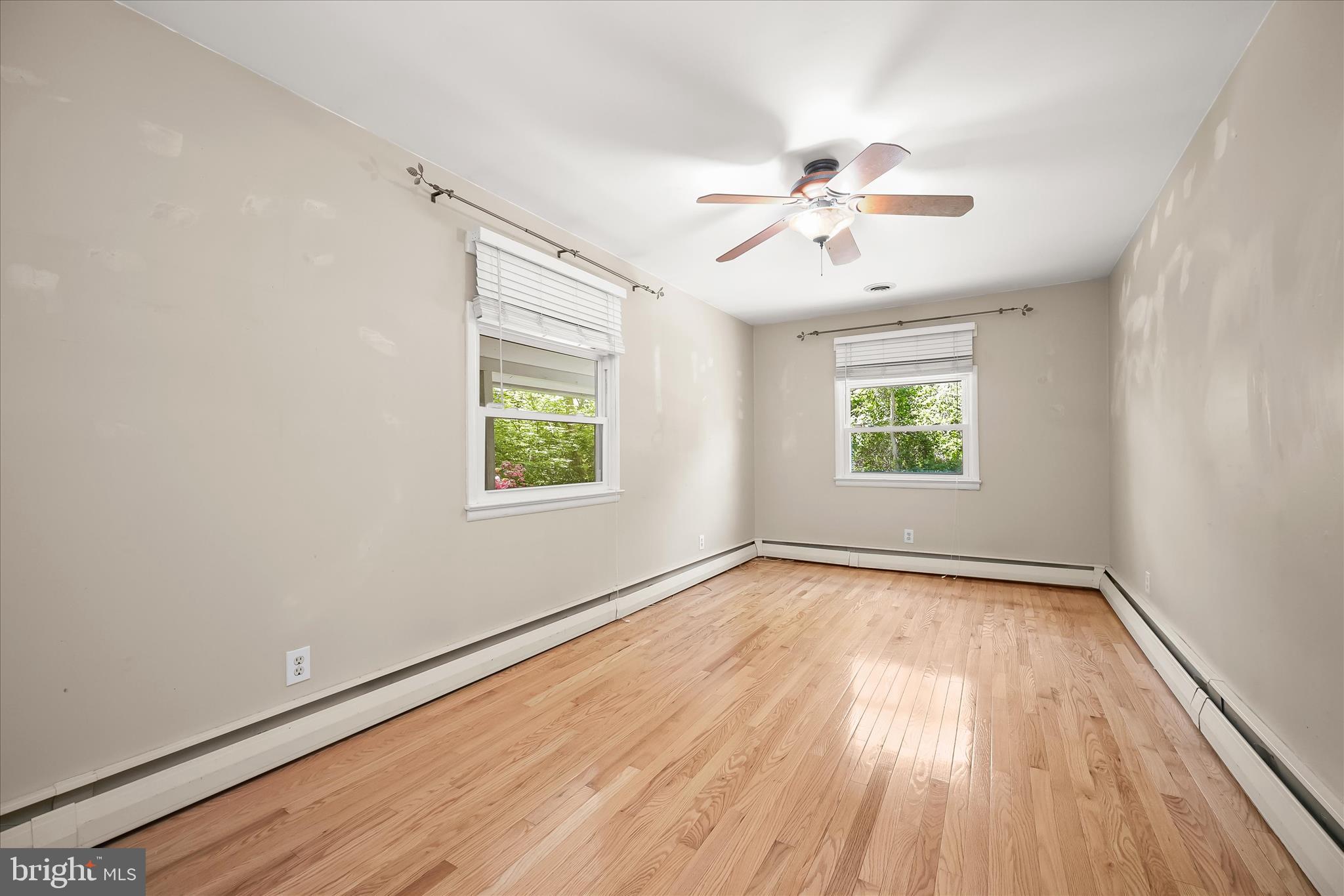 PLEASANT PLAINS - Residential