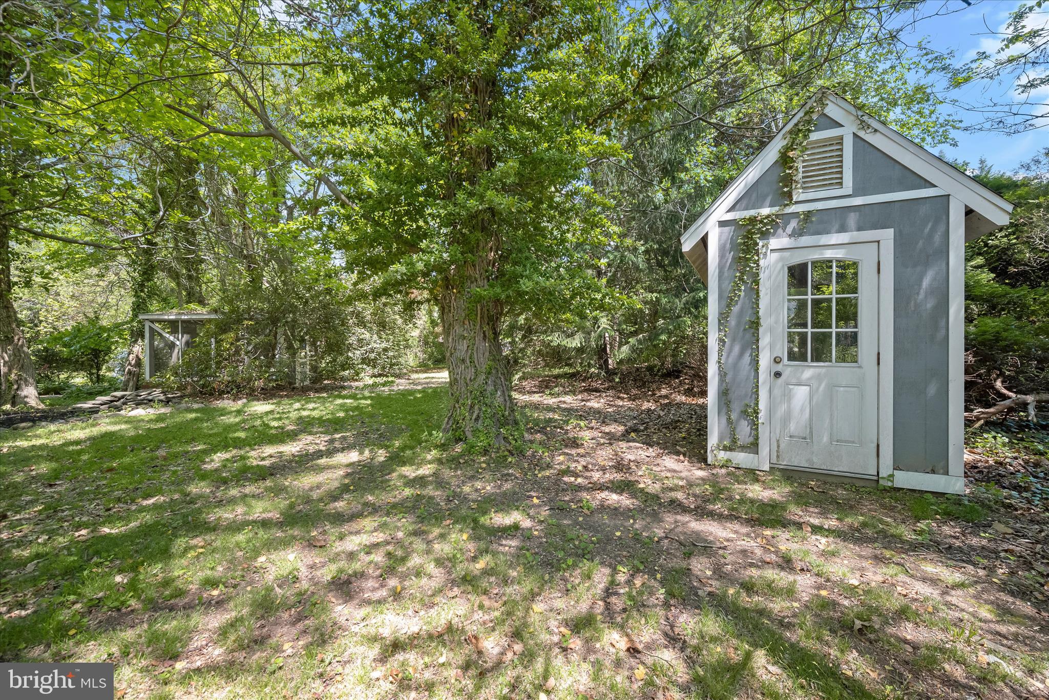 PLEASANT PLAINS - Residential