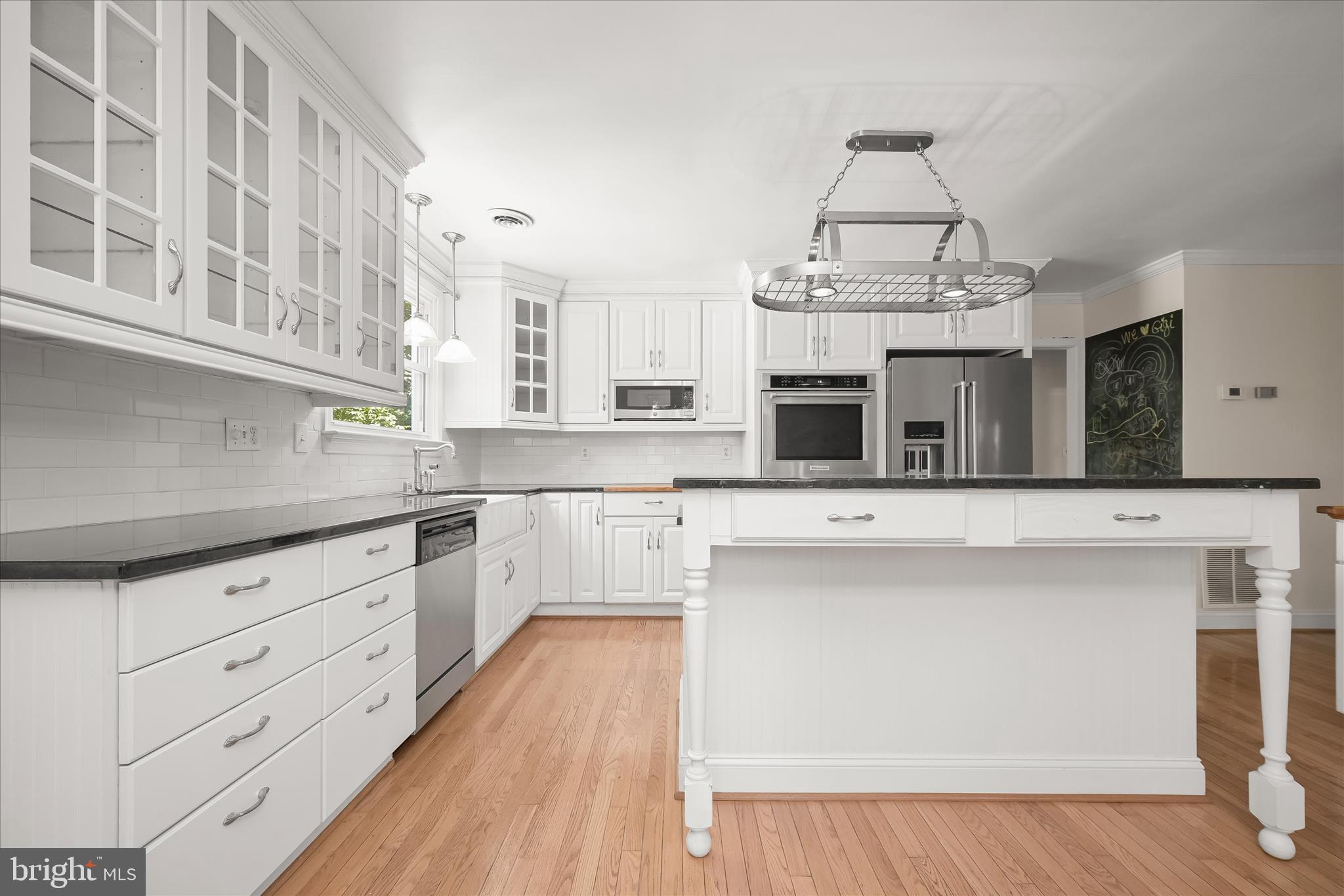 PLEASANT PLAINS - Residential