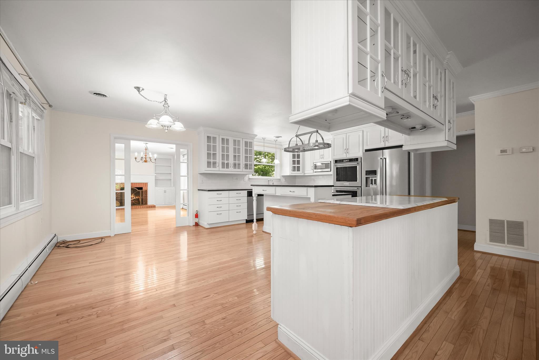 PLEASANT PLAINS - Residential