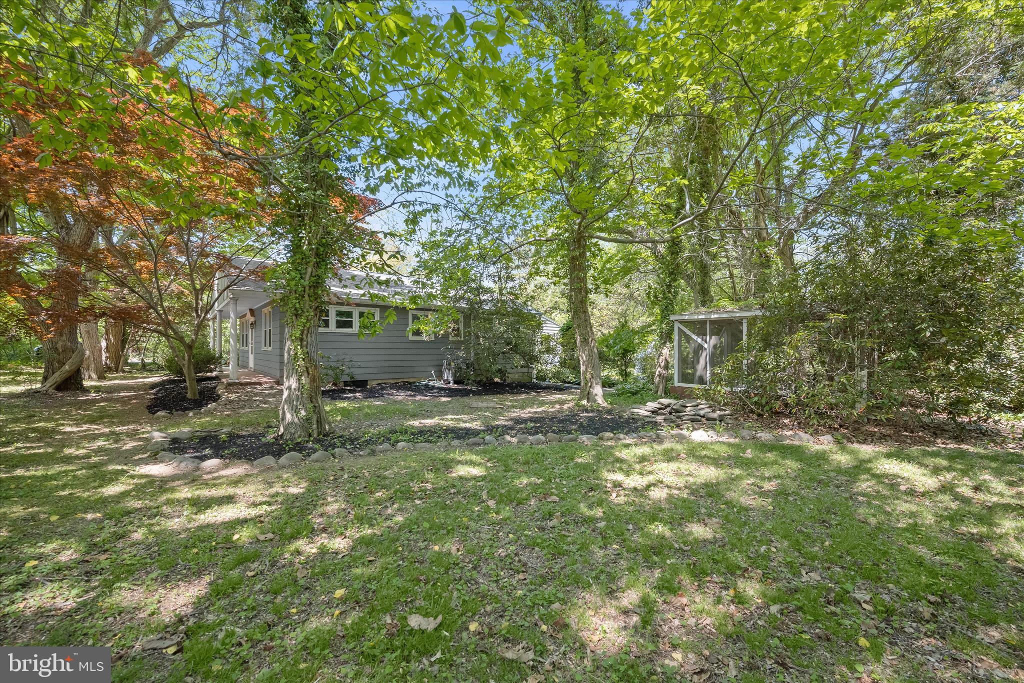 PLEASANT PLAINS - Residential