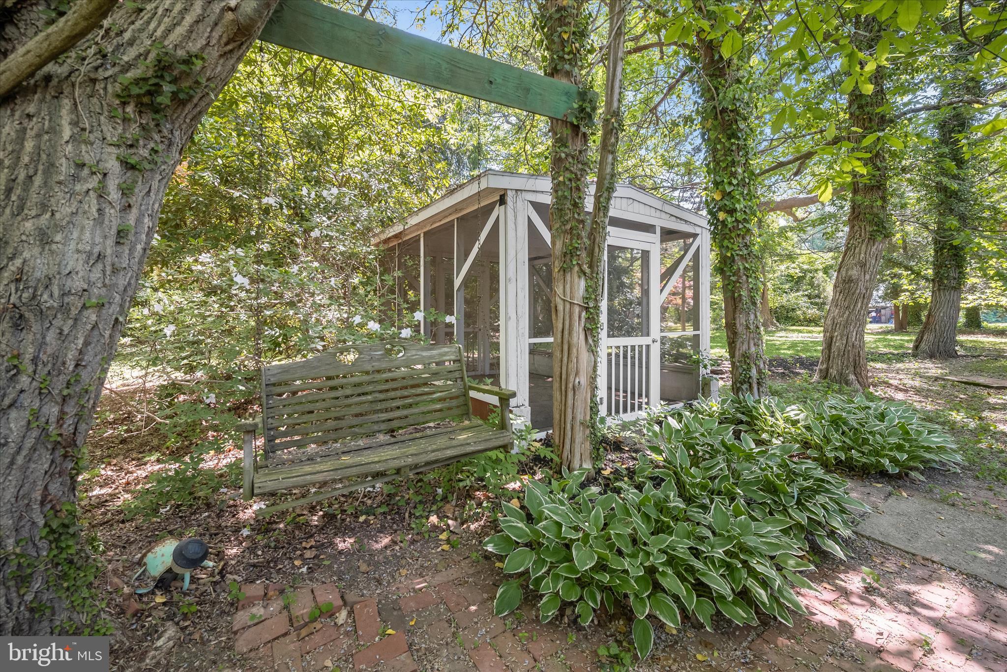 PLEASANT PLAINS - Residential