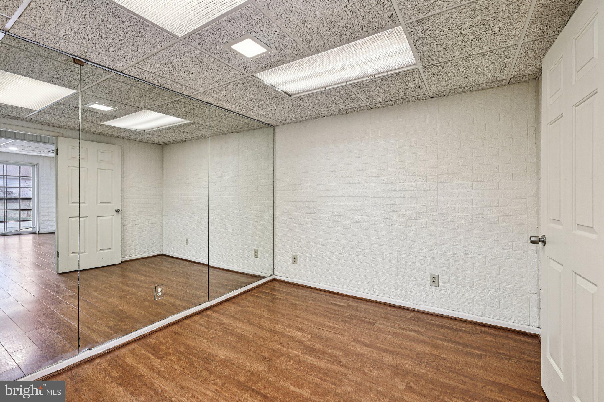 MILL CREEK SOUTH - Residential