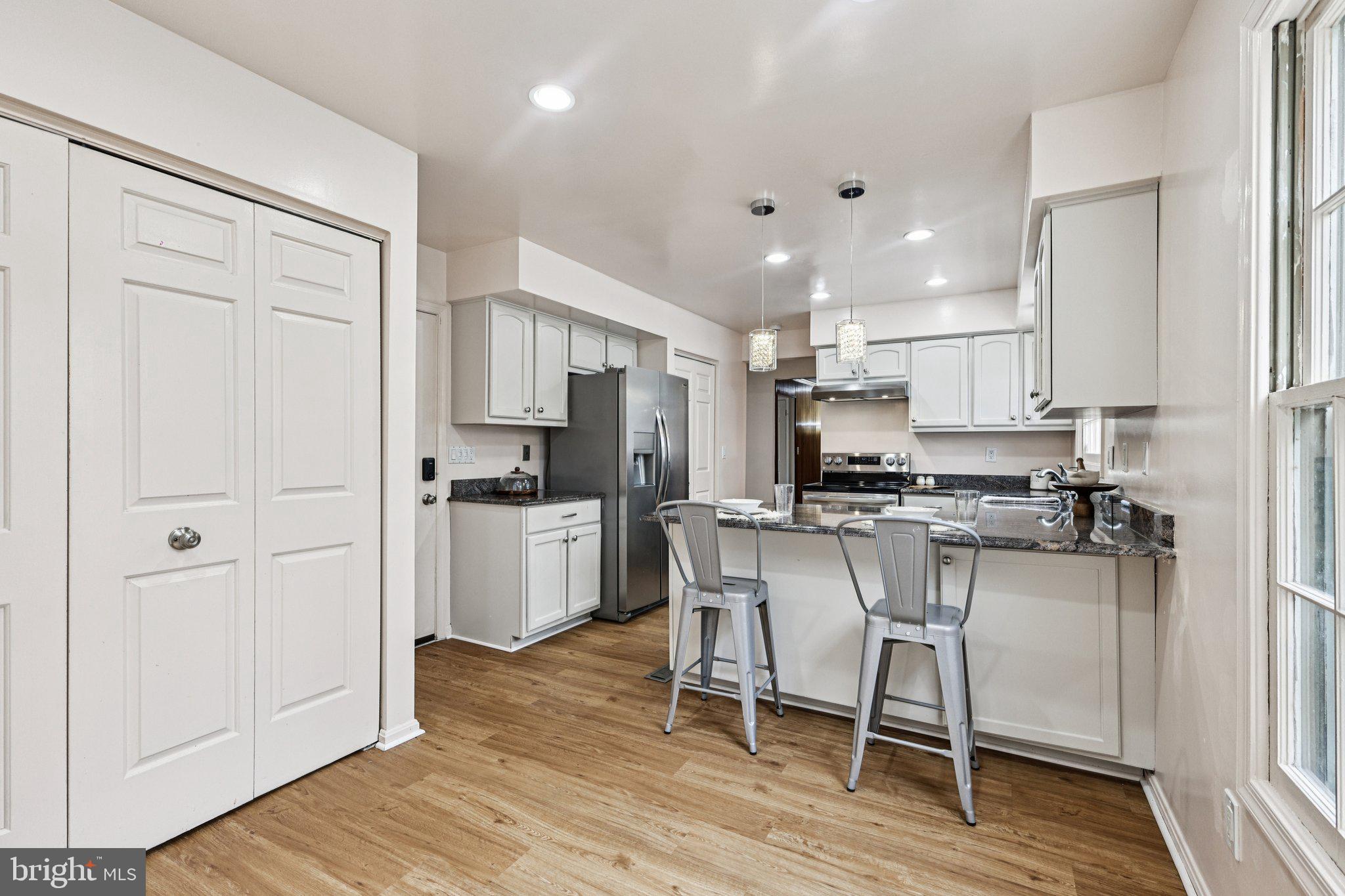 MILL CREEK SOUTH - Residential