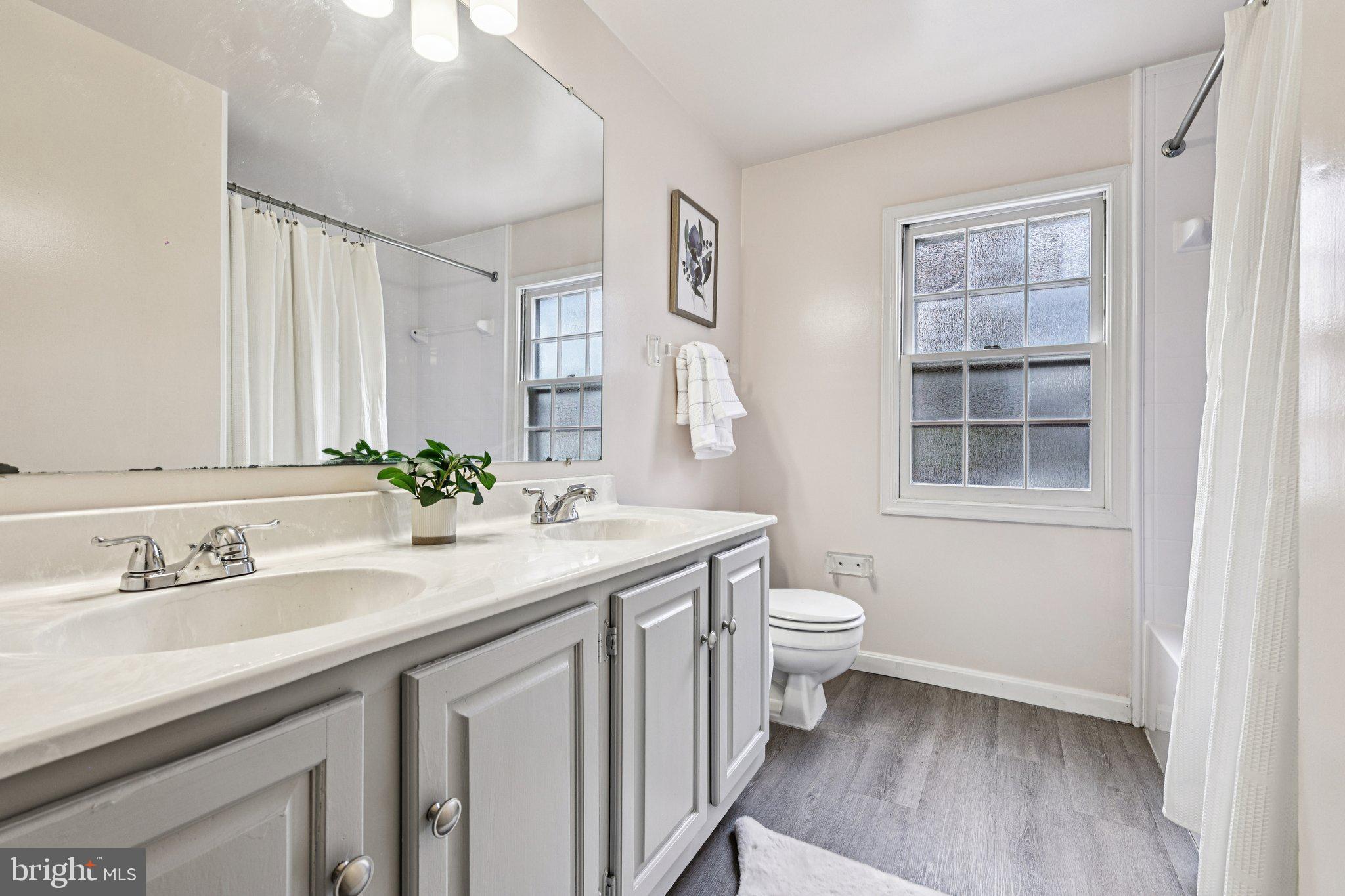 MILL CREEK SOUTH - Residential