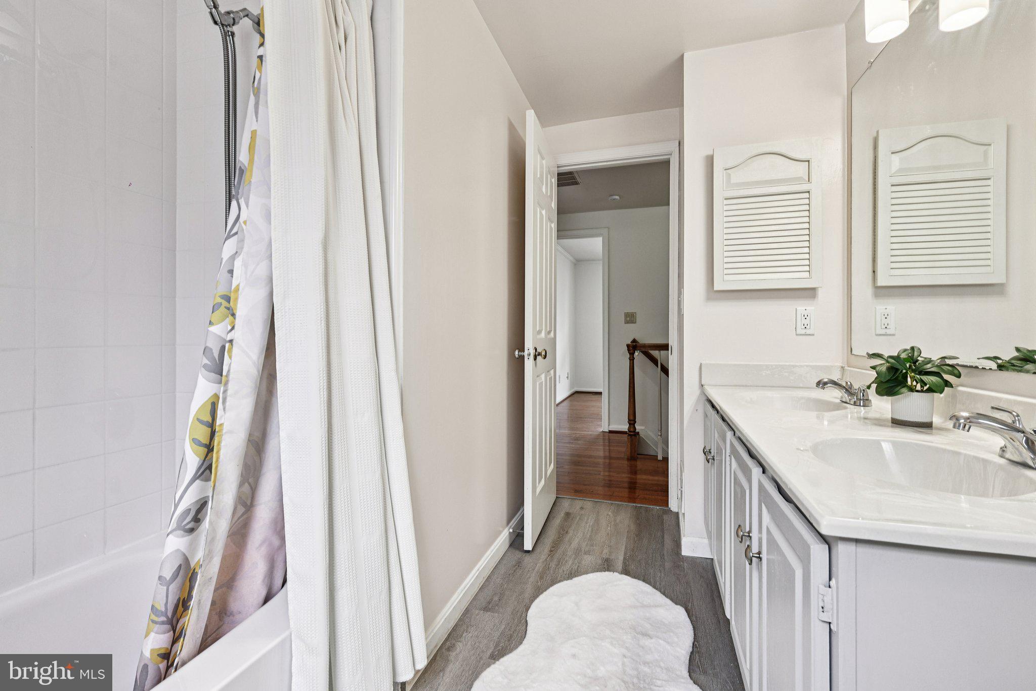 MILL CREEK SOUTH - Residential