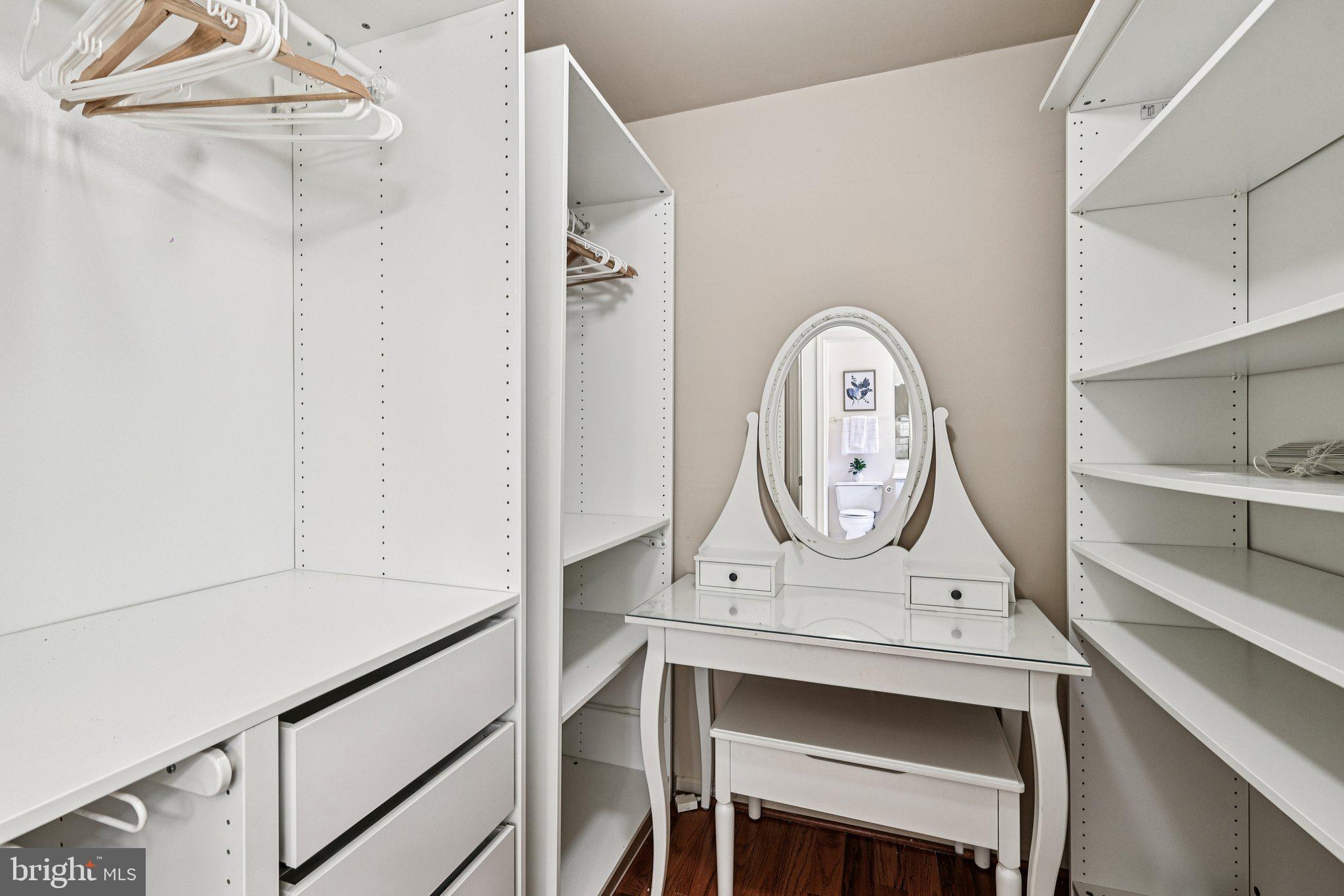 MILL CREEK SOUTH - Residential