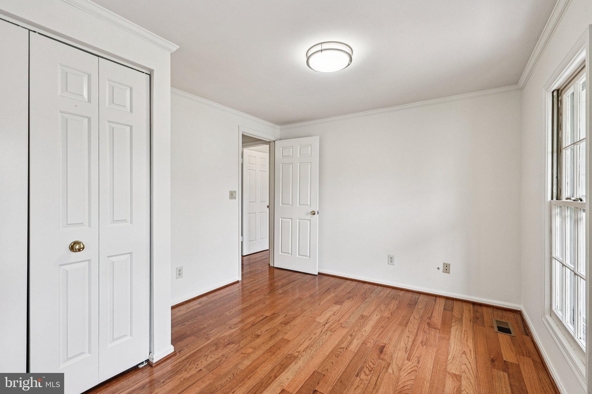 MILL CREEK SOUTH - Residential