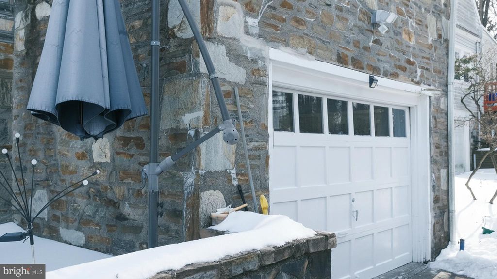 Photo of 1058 Huntingdon Pike, HUNTINGDON VALLEY, PA 19006 (MLS # PAMC2163906)