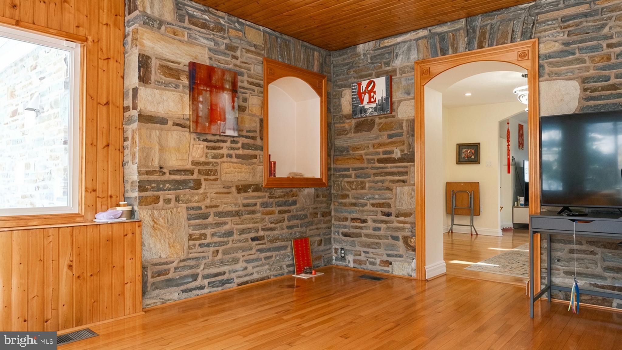 ABINGTON - Residential