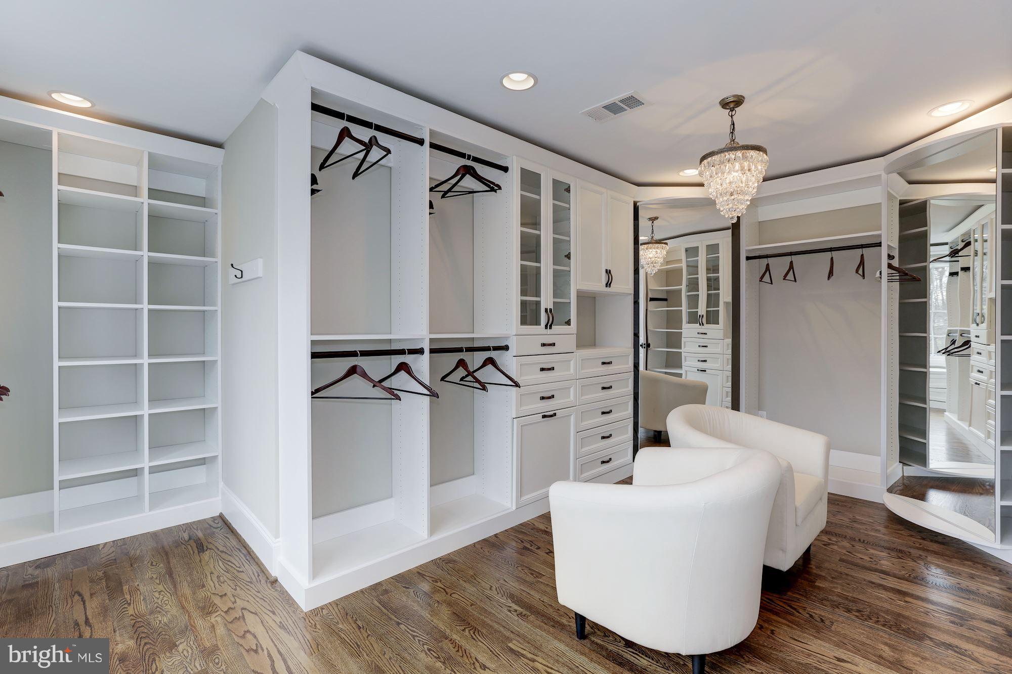 GREAT FALLS ESTATES - Residential