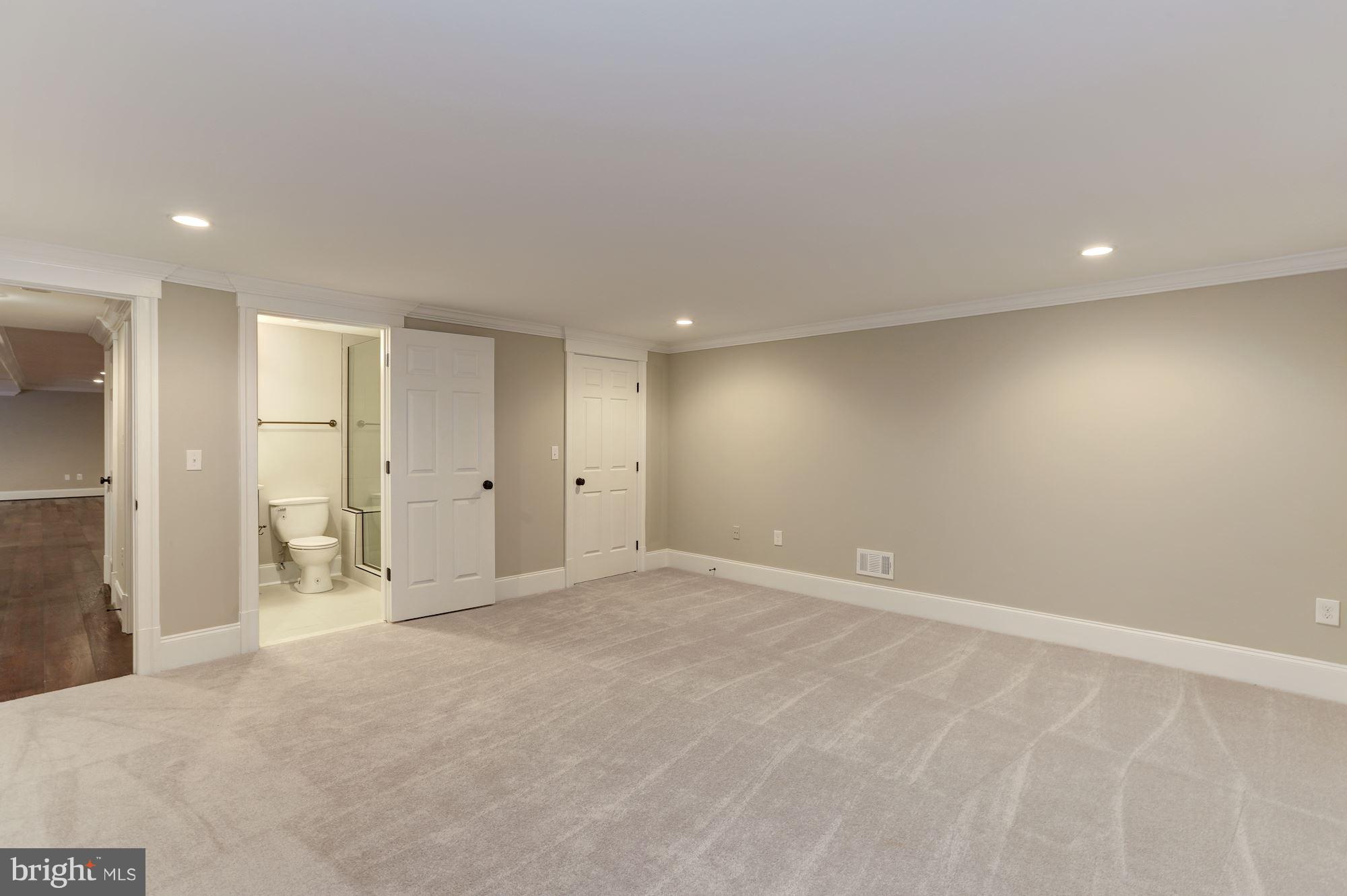 GREAT FALLS ESTATES - Residential