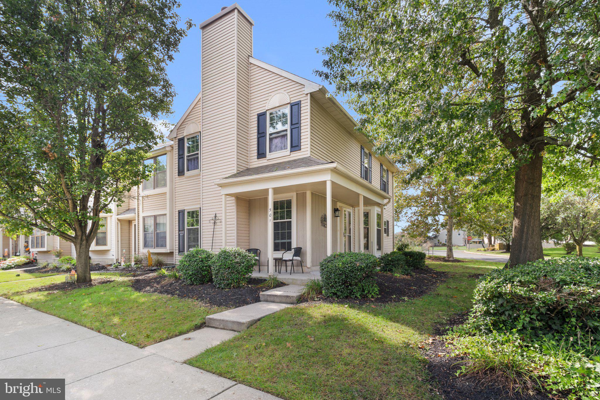 501 ESSEX COURT