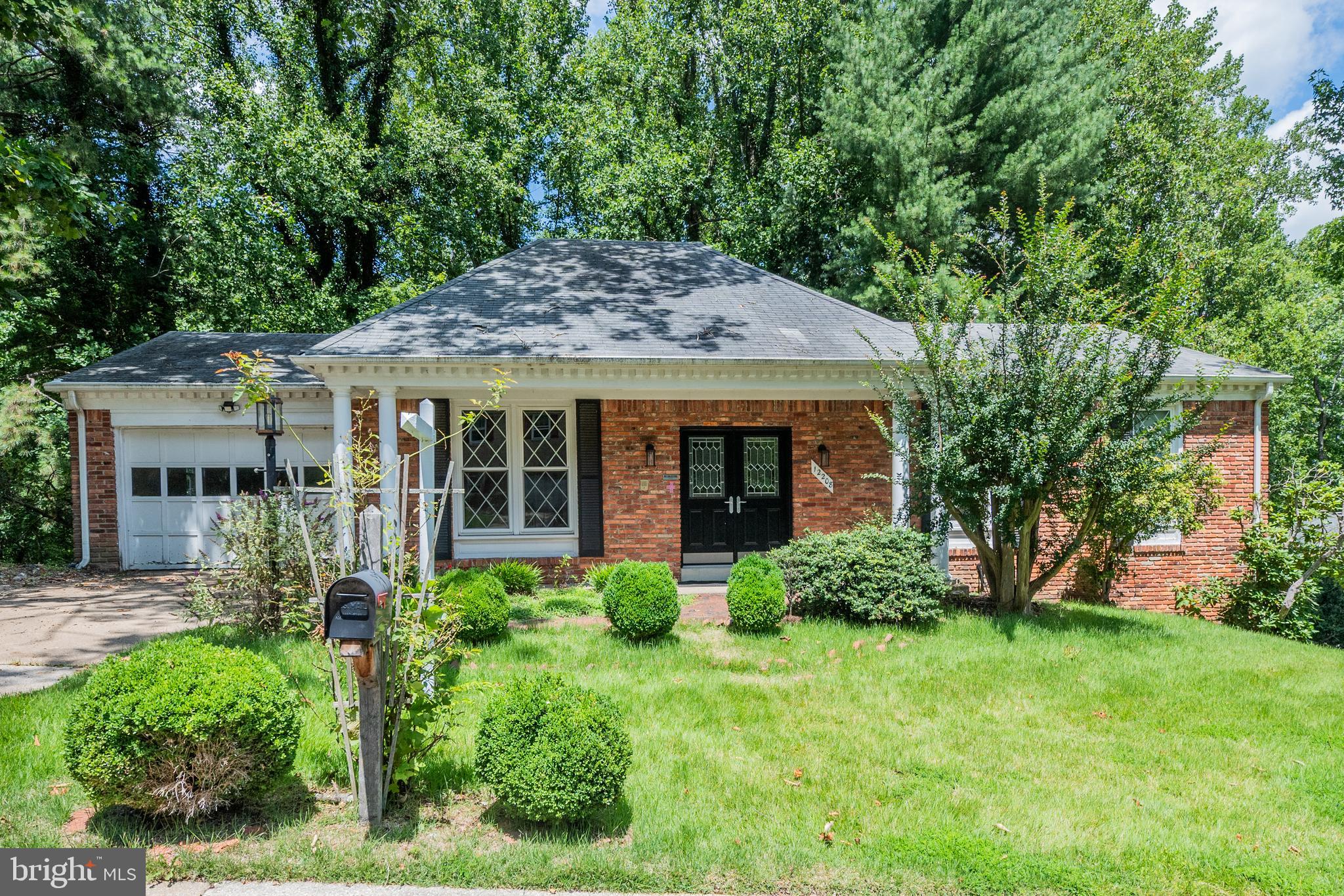 12208 WESTVIEW DRIVE