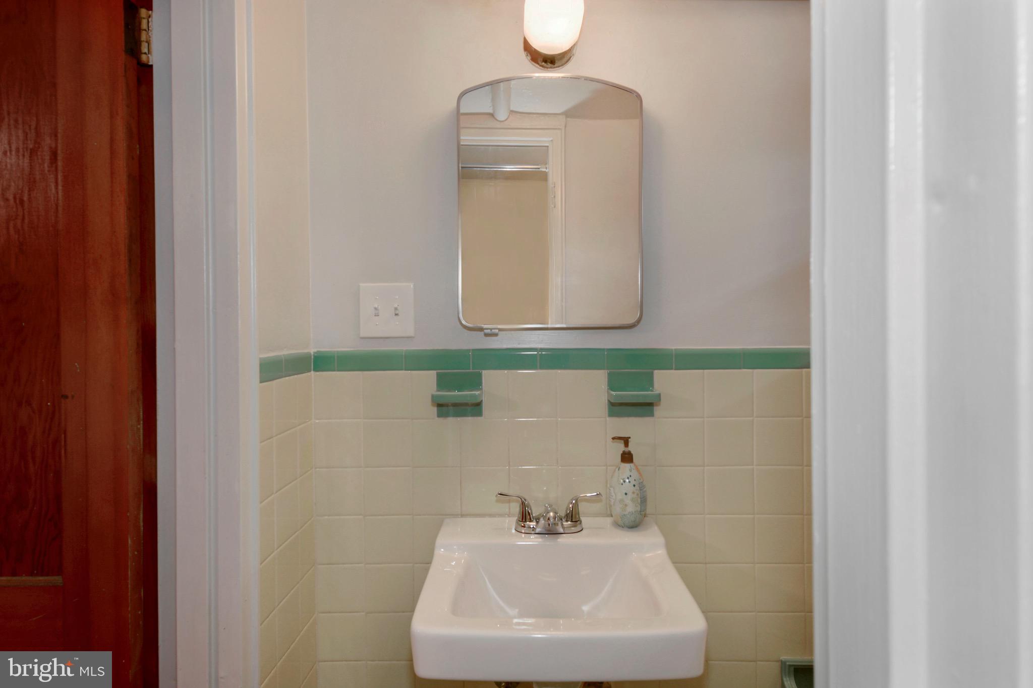 GLASSMANOR - Residential