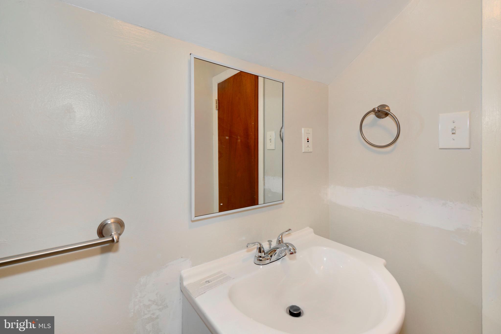 GLASSMANOR - Residential