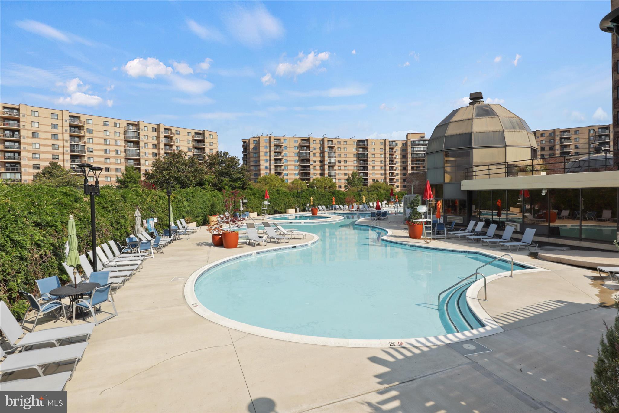 ROTONDA - Residential