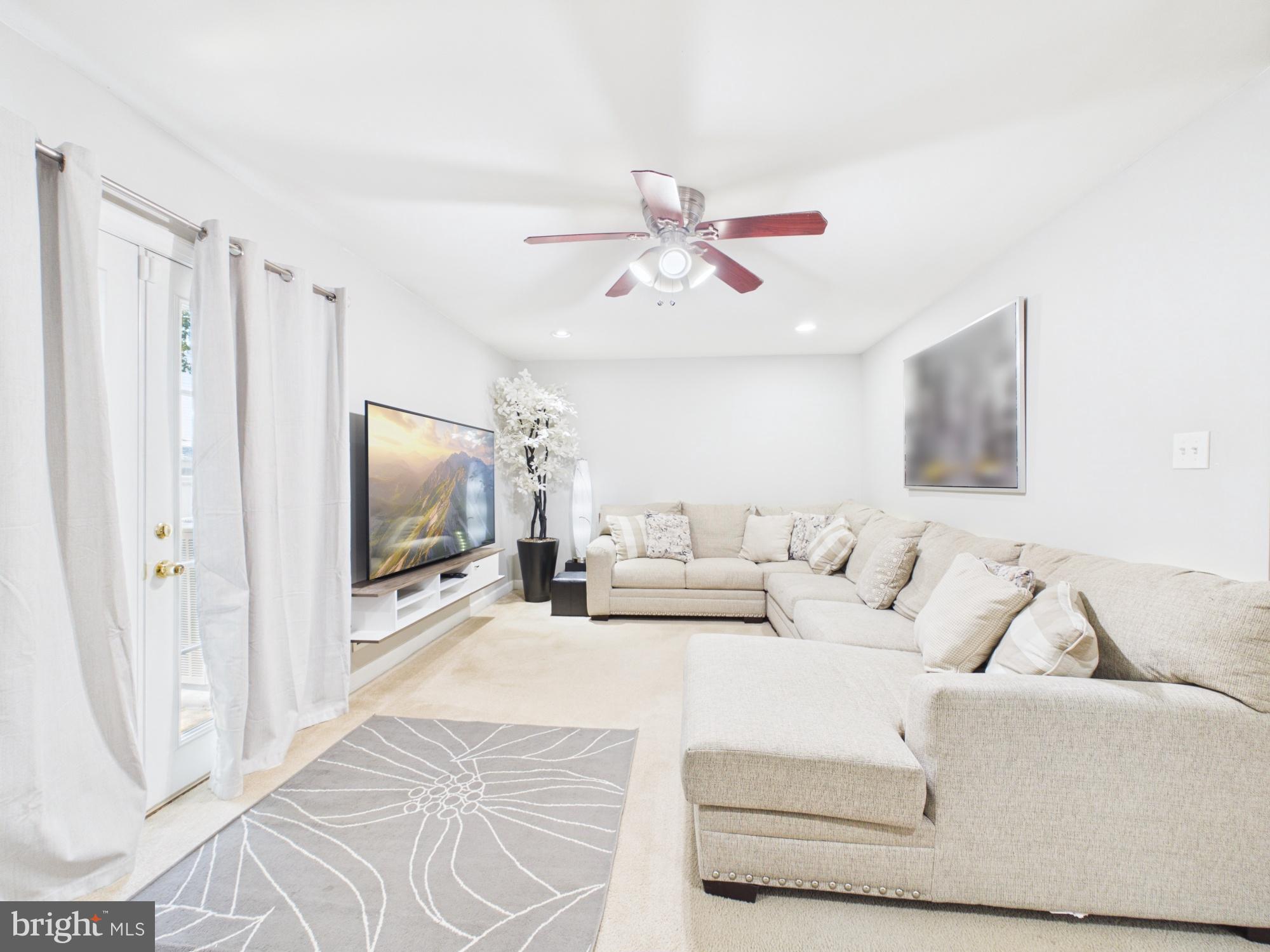 33 STEPHANIE DRIVE