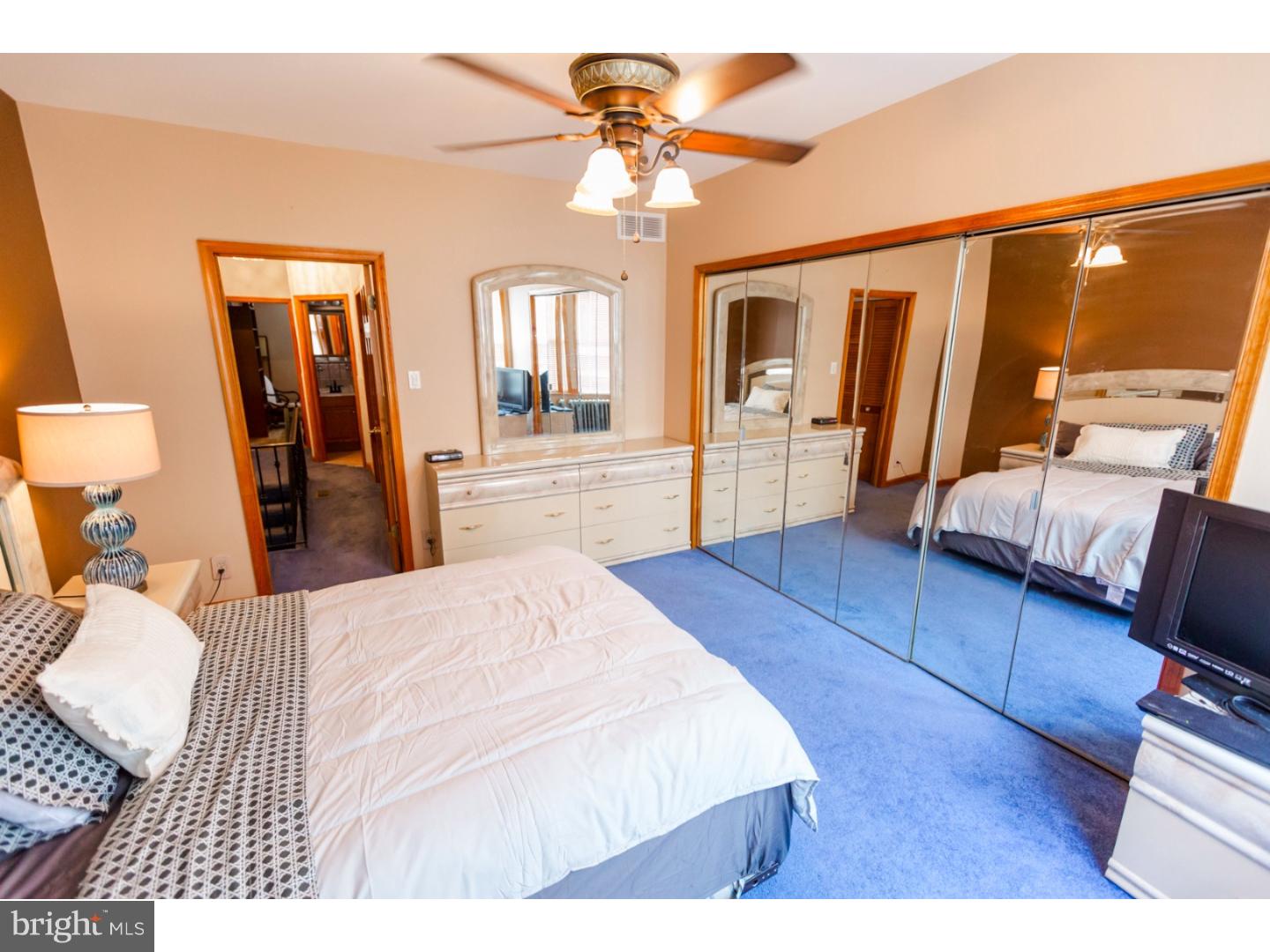 PORT RICHMOND - Residential