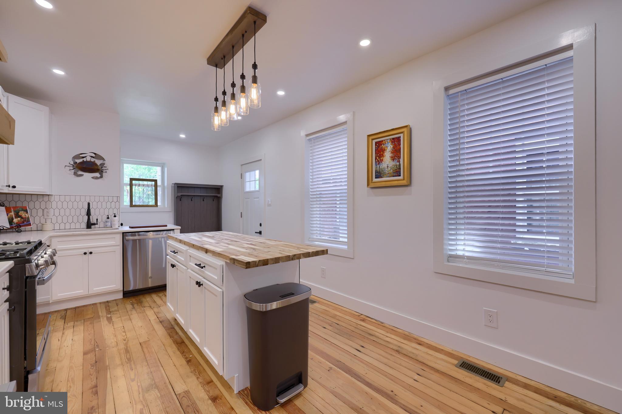 LANCASTER - Residential