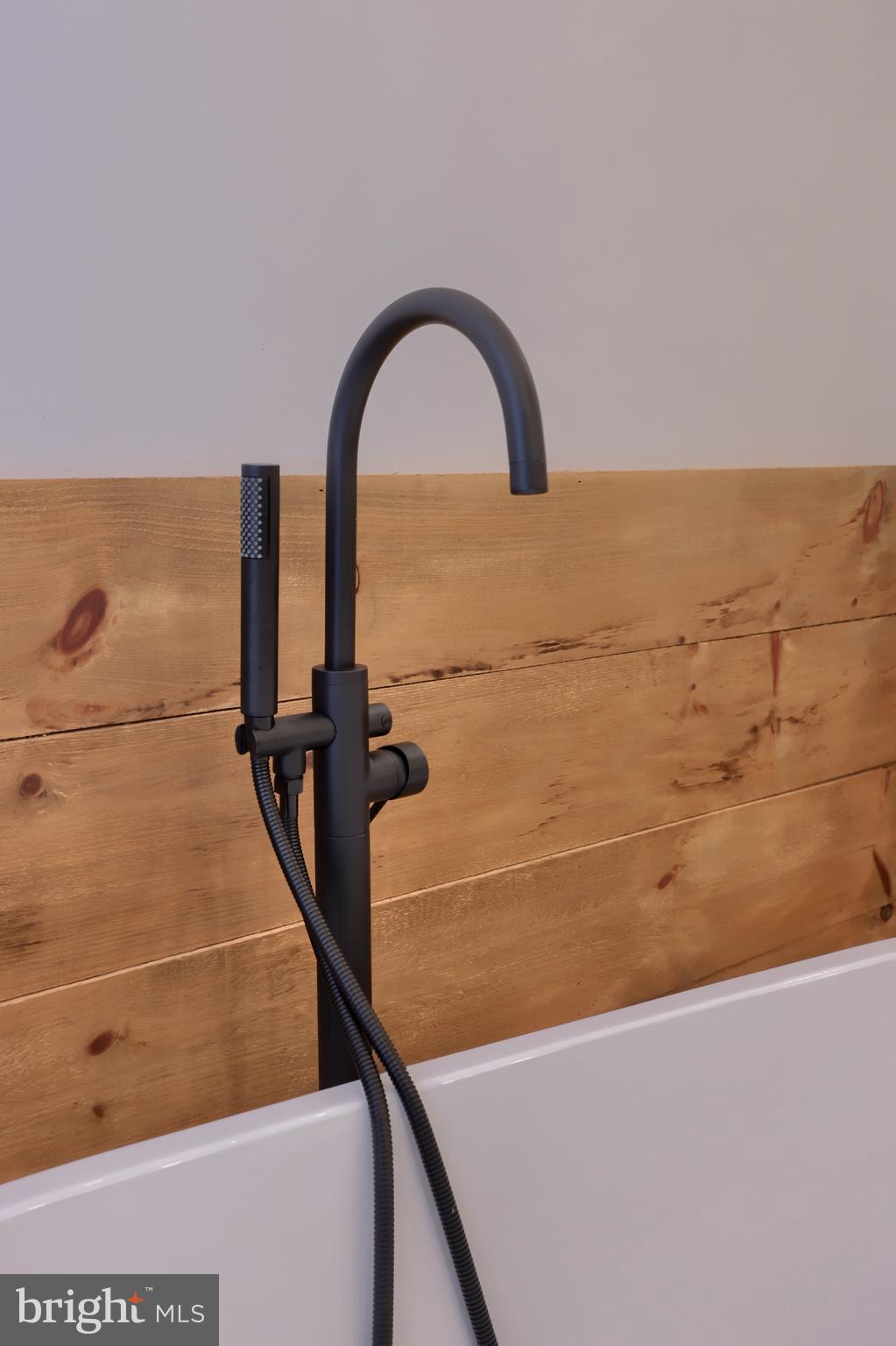 LANCASTER - Residential