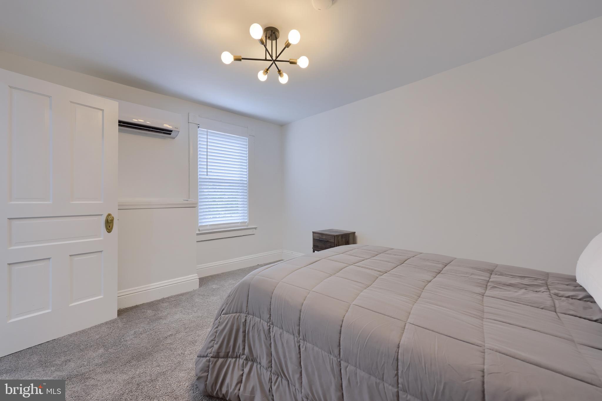 LANCASTER - Residential