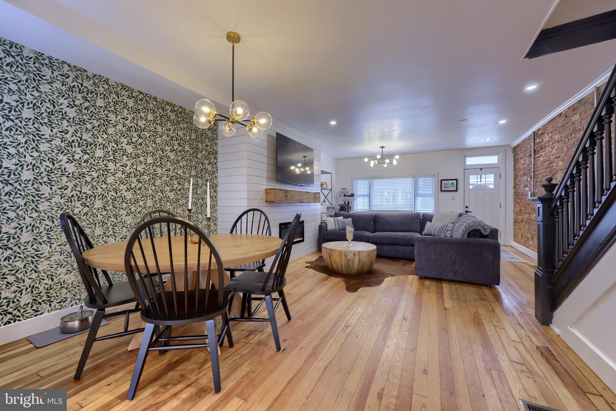 LANCASTER - Residential