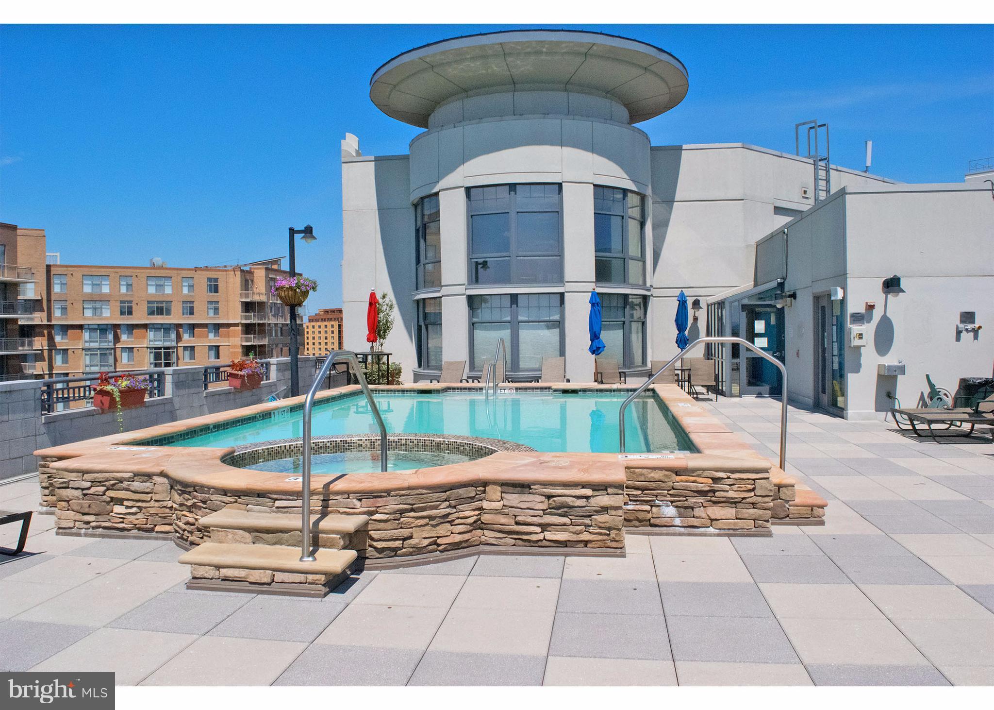 CLARENDON - Residential Lease