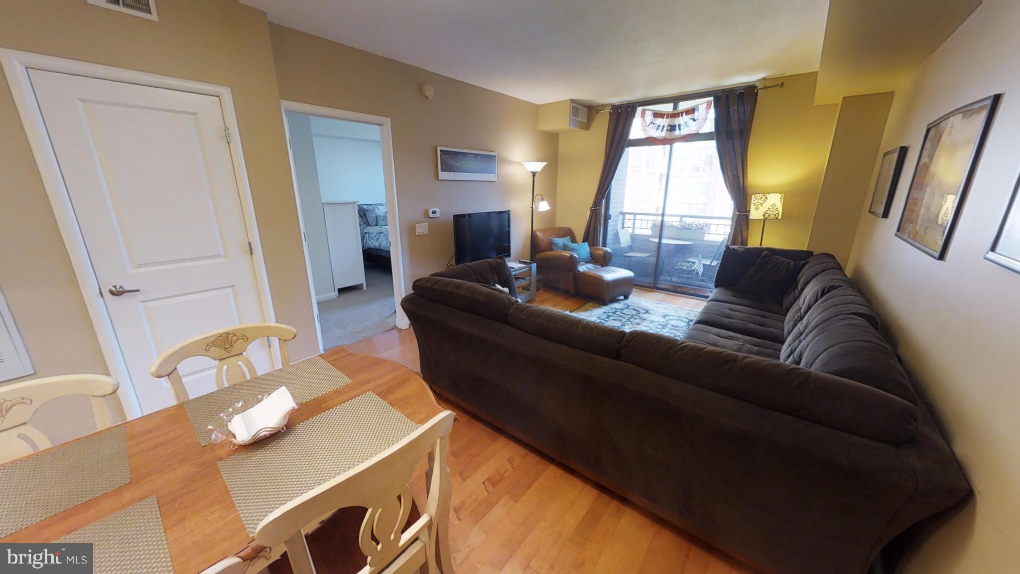 CLARENDON - Residential Lease