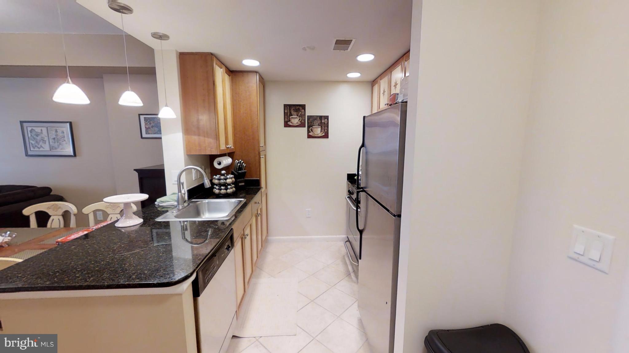 CLARENDON - Residential Lease