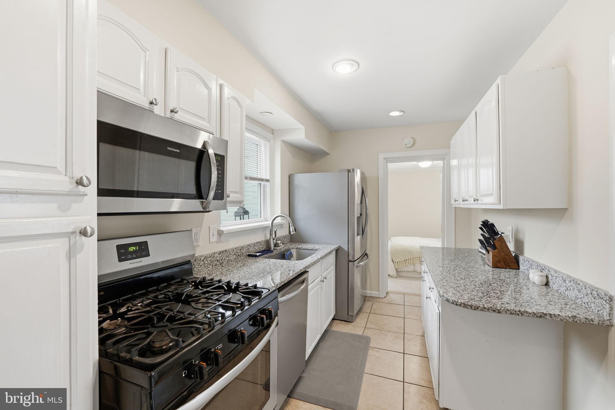 10304 RIDGEMOOR DRIVE