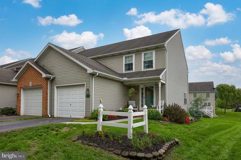 Photo of 4074 Buttonwood Drive, MOUNT JOY, PA 17552 (MLS # PALA2057342)