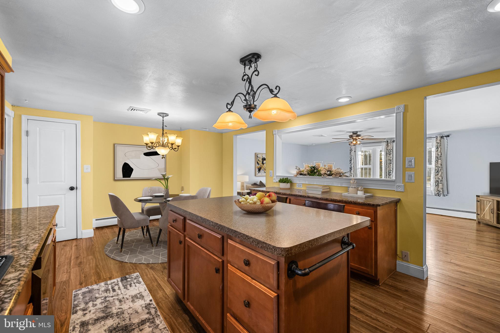 FOREST HILLS - Residential