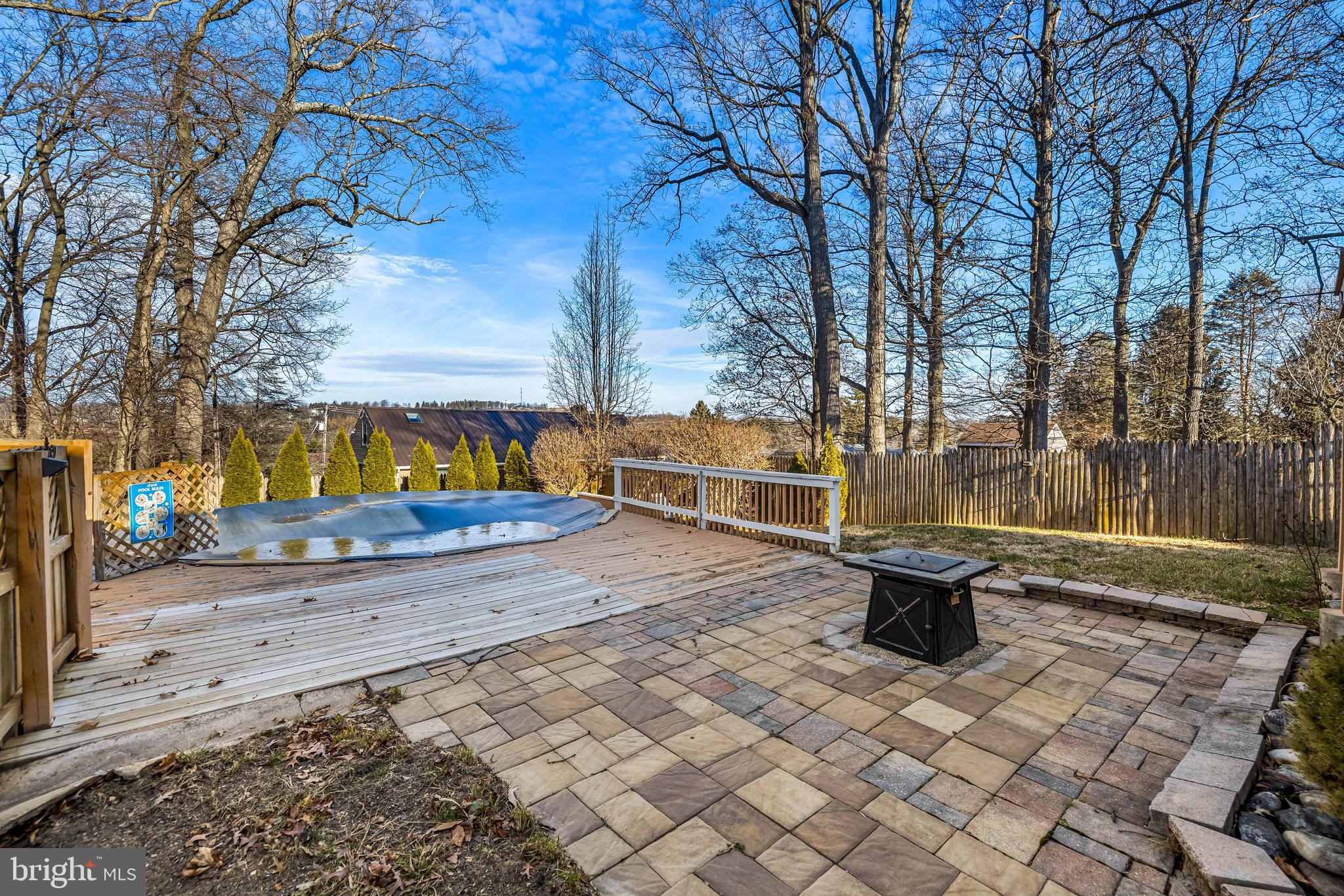 FOREST HILLS - Residential