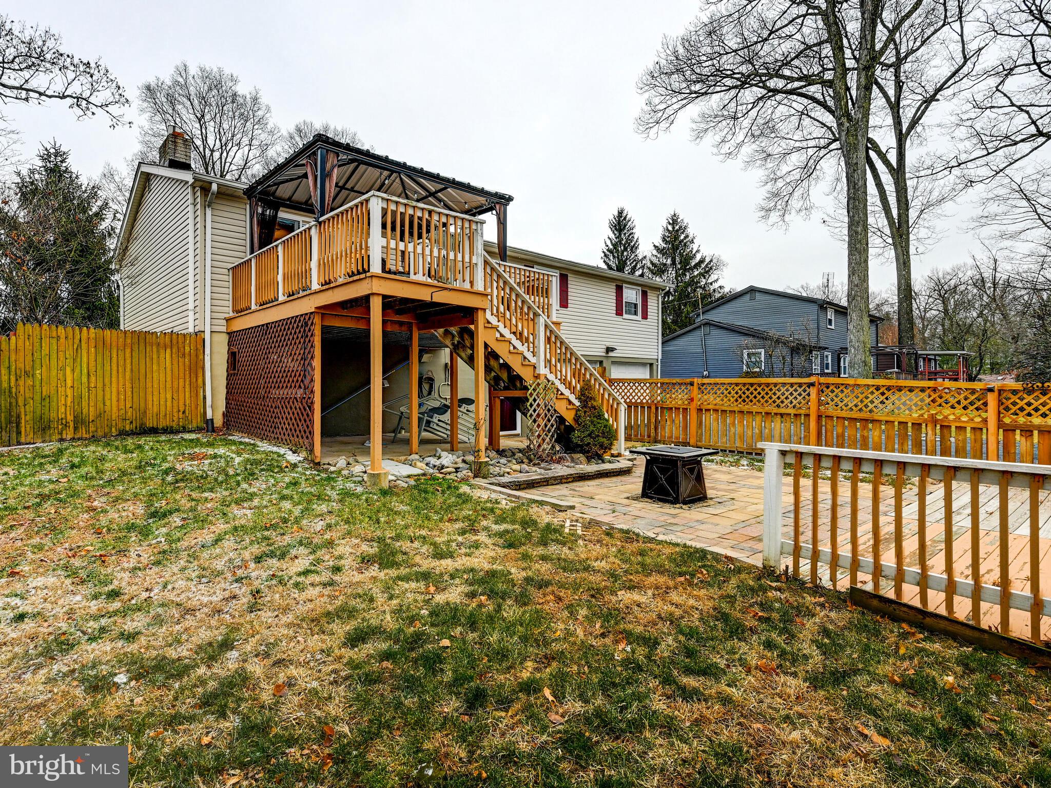 FOREST HILLS - Residential