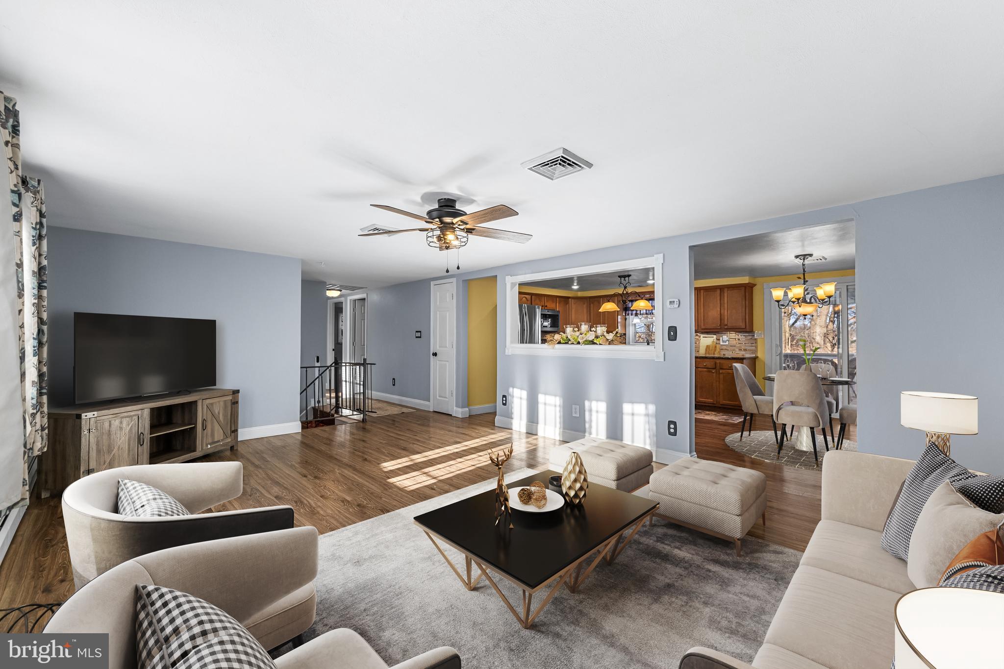 FOREST HILLS - Residential